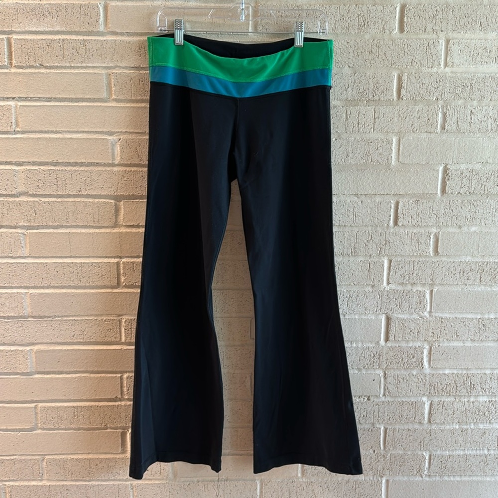 Lululemon Yoga Pants Flare Bootcut Reversible- Size 12